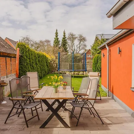 Kamin-haus-nr-3-mit-sauna-in-burg